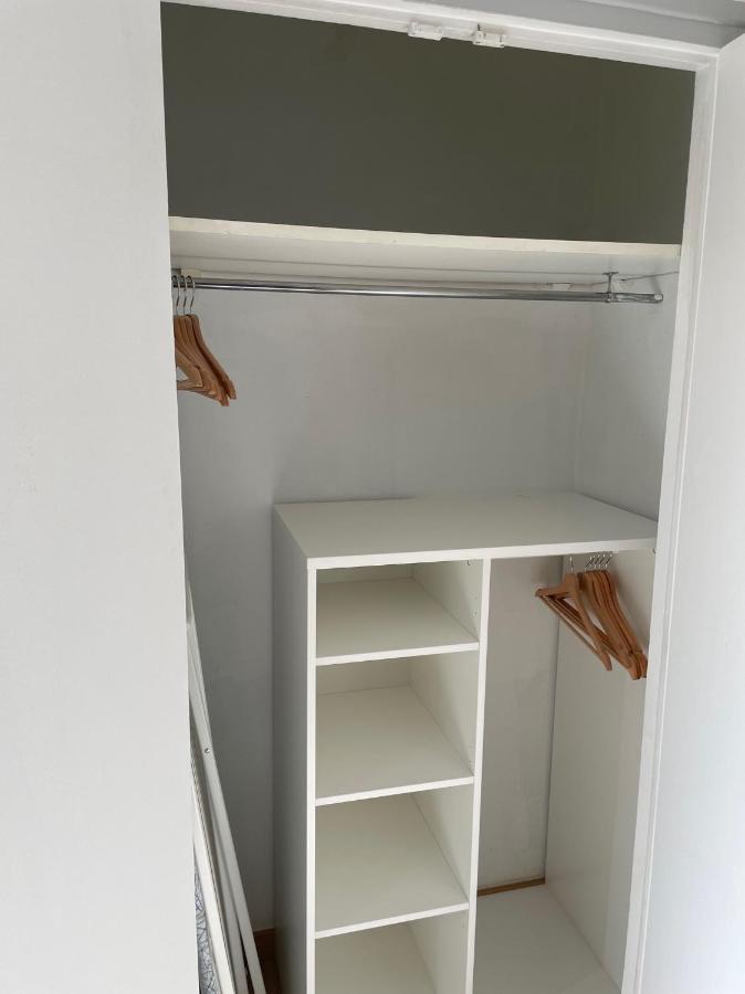 Mon Appart'Hotel - Climatisation Avec Parking Gratuit Brive-la-Gaillarde Bagian luar foto